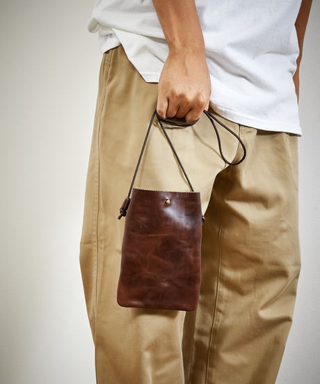 MR.OLIVE E.O.I ミスターオリーブ / HORWEEN CHROMEXCEL LEATHER / TINY SACOCHE / ME682H