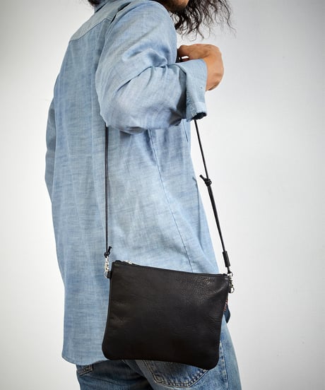 MR.OLIVE E.O.I ミスターオリーブ / WATER PROOF WASHABLE LEATHER / ZIPPER SMALL SACOCHE / ME680