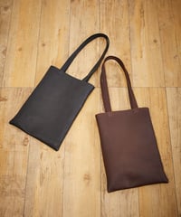 MR.OLIVE E.O.I ミスターオリーブ / WATER PROOF WASHABLE LEATHER / FLAT TOTE BAG (MEDIUM) / ME636