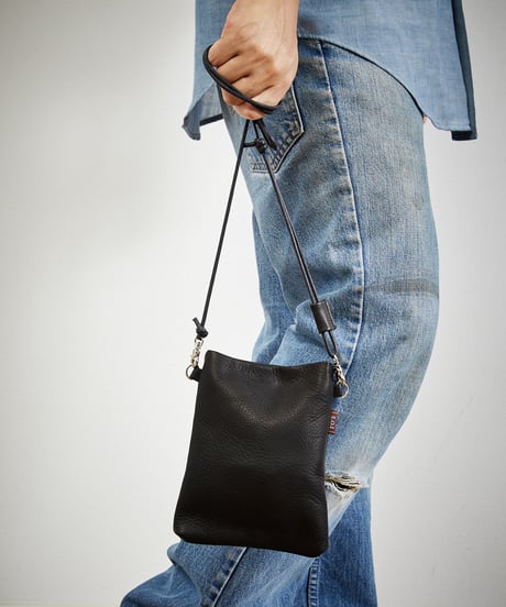 MR.OLIVE E.O.I ミスターオリーブ / WATER PROOF WASHABLE LEATHER / TINY SACOCHE / ME679