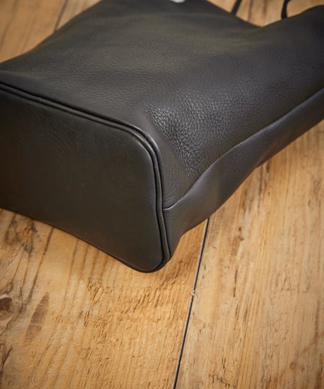 MR.OLIVE E.O.I ミスターオリーブ / WATER PROOF WASHABLE LEATHER / 2WAY SMALL CYLINDER BAG / ME653
