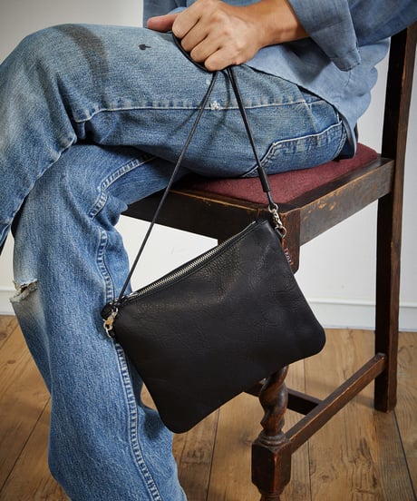 MR.OLIVE E.O.I ミスターオリーブ / WATER PROOF WASHABLE LEATHER / ZIPPER SMALL SACOCHE / ME680