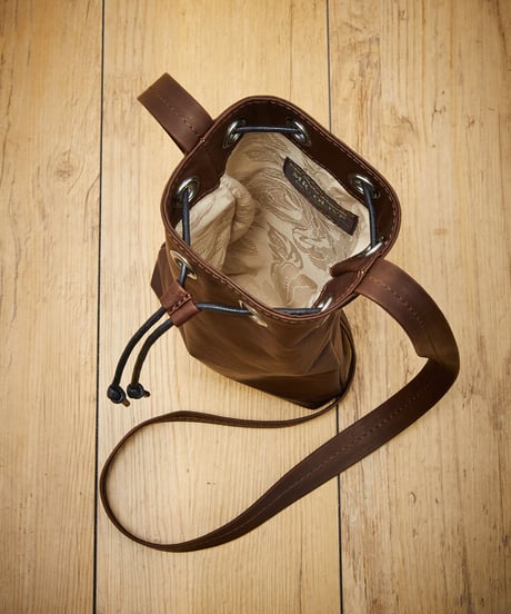 MR.OLIVE E.O.I ミスターオリーブ / WATER PROOF LIGHT LEATHER / DRAWSTRING MINI SHOULDER BAG / ME684
