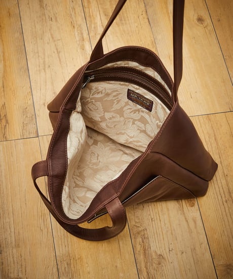 MR.OLIVE E.O.I ミスターオリーブ / WATER PROOF WASHABLE LEATHER / GUSSET POCKET TOTE BAG / ME651