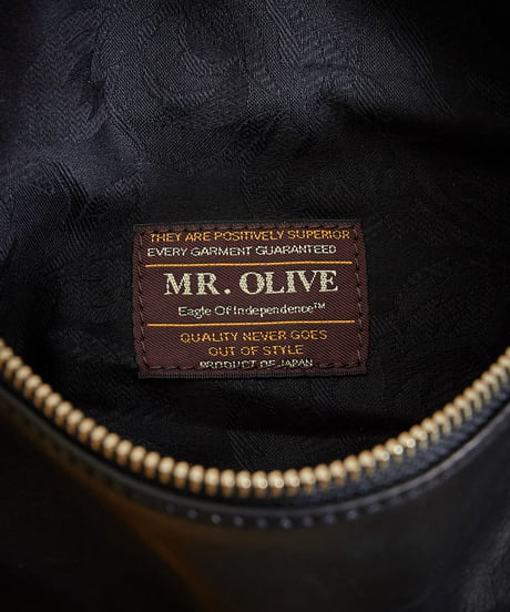 MR.OLIVE E.O.I ミスターオリーブ / WATER PROOF WASHABLE LEATHER / SMALL BODY BAG / ME681