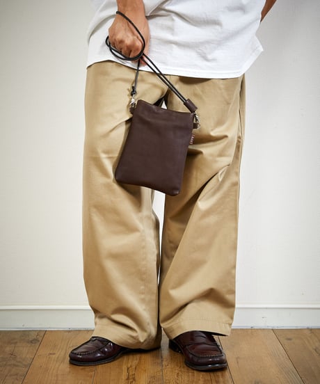 MR.OLIVE E.O.I ミスターオリーブ / WATER PROOF WASHABLE LEATHER / TINY SACOCHE / ME679