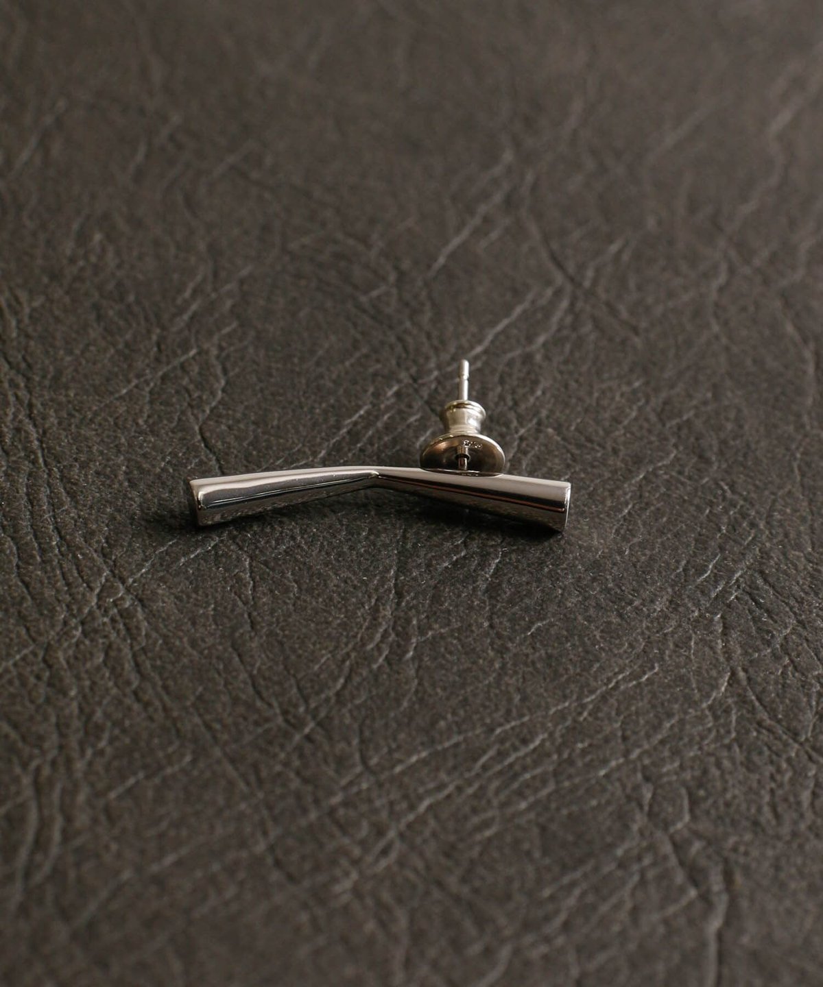 ワ*リ様 米津玄師着用ピアス　uncloud LINE PIERCE TYPE ワ*リ様 米津玄師着用ピアス uncloud LINE PIERCE TYPE（2025年