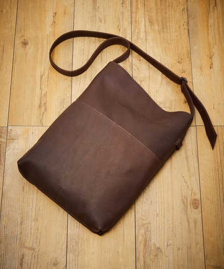 MR.OLIVE E.O.I ミスターオリーブ / WATER PROOF WASHABLE LEATHER / 2WAY TOTE & SHOULDER BAG / ME685