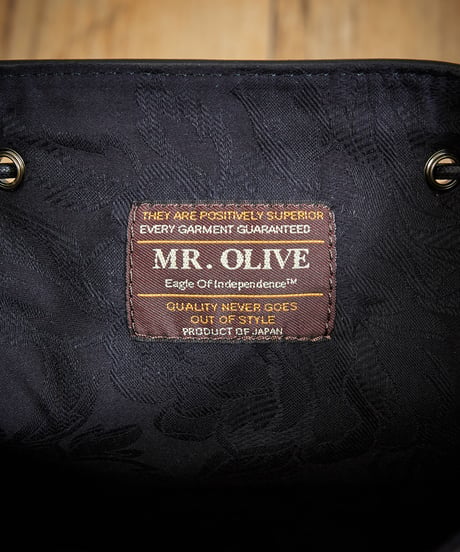 MR.OLIVE E.O.I ミスターオリーブ /WATER PROOF WASHABLE LEATHER / 2WAY DRAWSTRING POUCH / ME697
