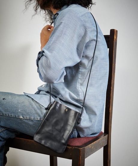 MR.OLIVE E.O.I ミスターオリーブ / HORWEEN CHROMEXCEL LEATHER / TINY SACOCHE / ME682H