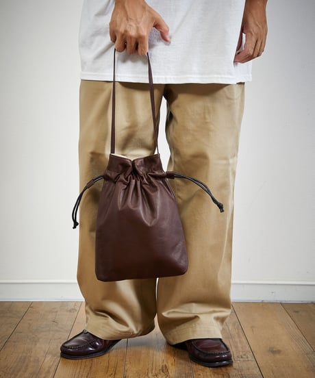MR.OLIVE E.O.I ミスターオリーブ / WATER PROOF LIGHT LEATHER / DRAWSTRING BAG / ME698