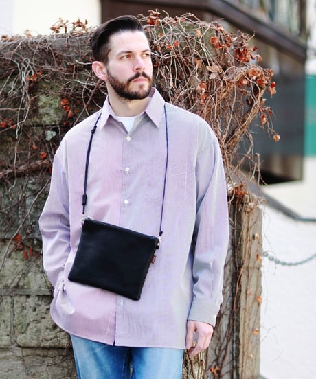 MR.OLIVE E.O.I ミスターオリーブ / WATER PROOF WASHABLE LEATHER / ZIPPER SMALL SACOCHE / ME680