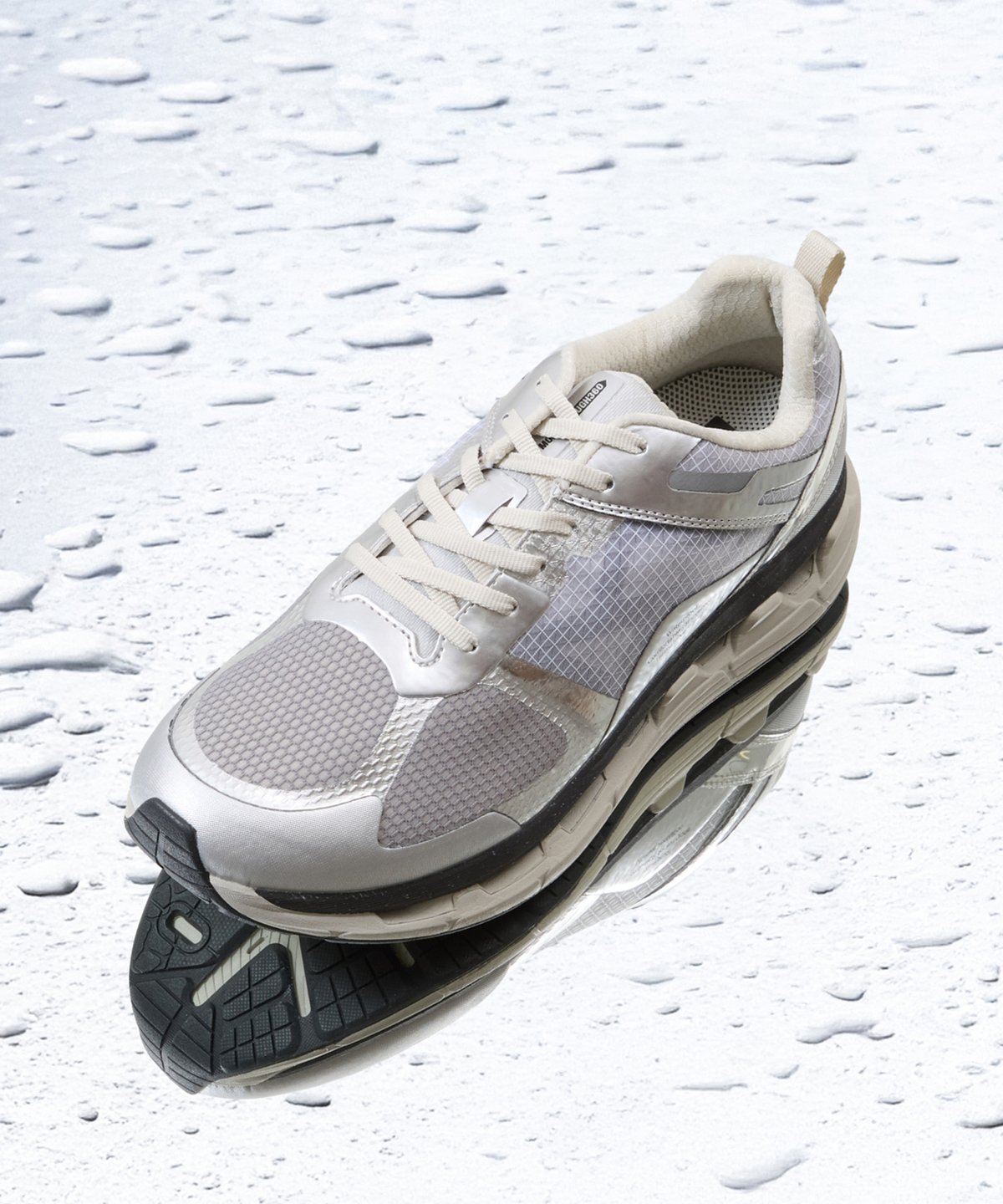 MOISTHROUGH360 モイスルー360 / VENTIRIS MT 特許取得・通気防水