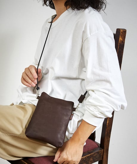 MR.OLIVE E.O.I ミスターオリーブ / WATER PROOF WASHABLE LEATHER / TINY SACOCHE / ME679