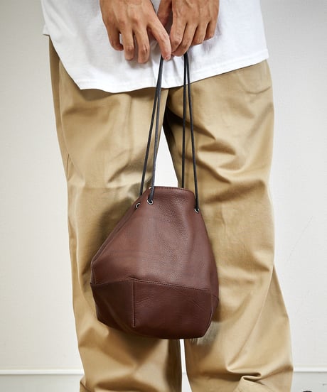 MR.OLIVE E.O.I ミスターオリーブ /WATER PROOF WASHABLE LEATHER / 2WAY DRAWSTRING POUCH / ME697