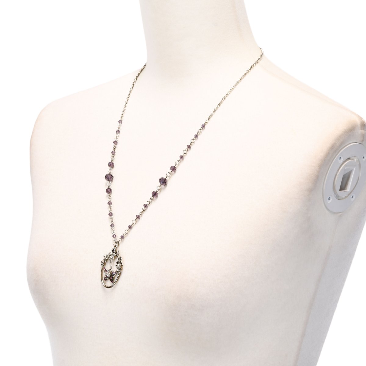 初期アーチ・エネミーの名作3rd再現のため、ブラック・アースが再集結