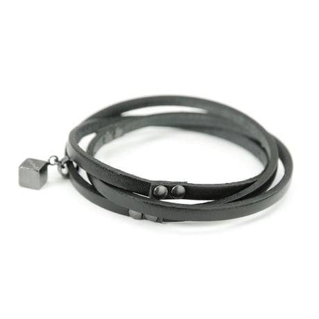 【MiDiom】Cube Leather Bracelet