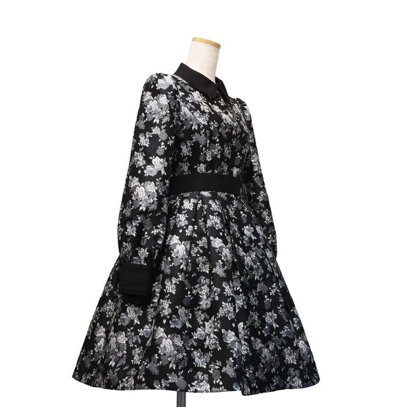 ローズジャガードタックワンピース | Sheglit MiDiom online store ローズジャガードタックワンピース | Sheglit MiDiom online store