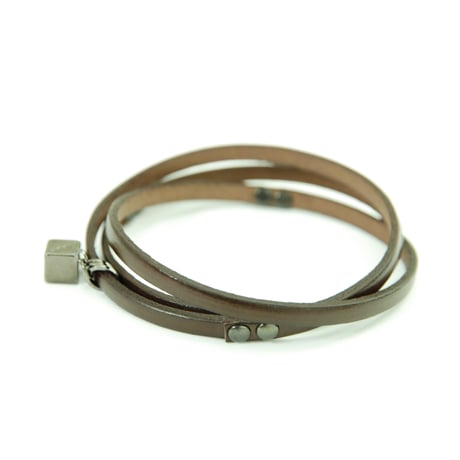 【MiDiom】Cube Leather Bracelet