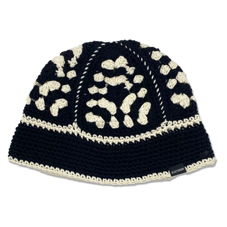 Knitting Hat <Off White x Black >