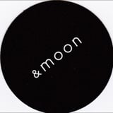 & m o o n