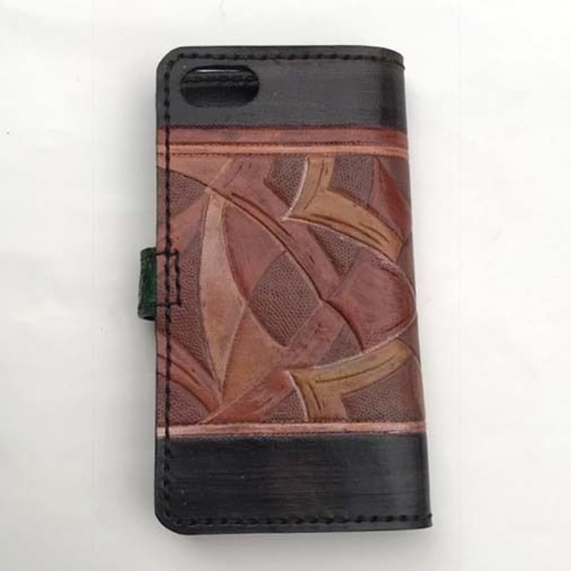 茶色の石製人型彫刻 ケース付き 170605 スマホケース手帳型（iPhone7) | leather works, doub