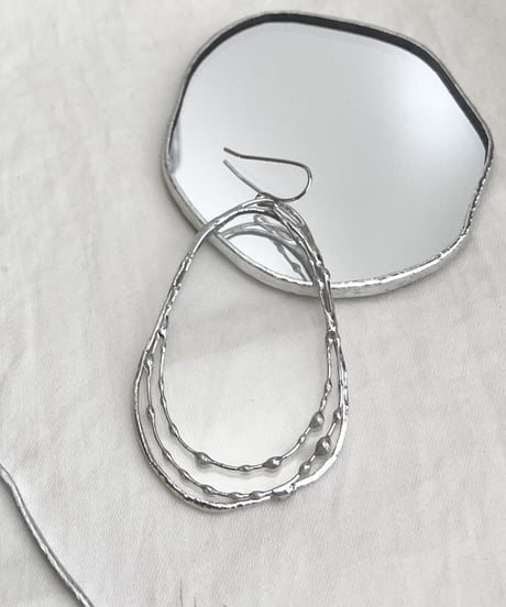 OYSTER EARRINGS / ピアス・イヤリング