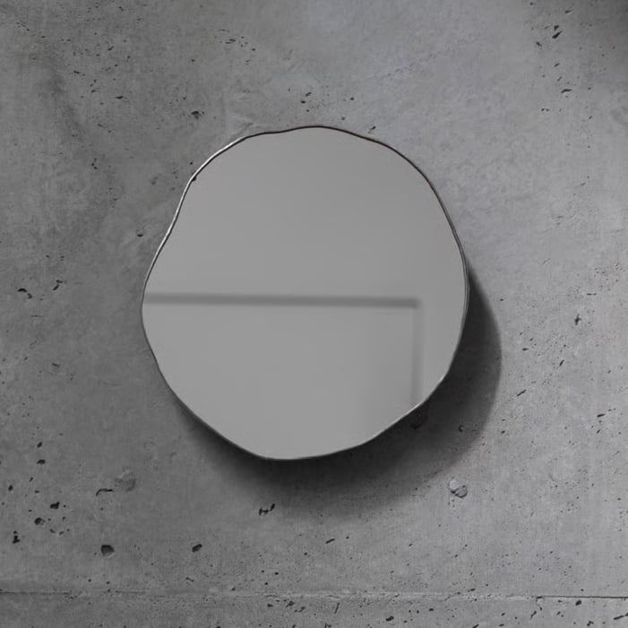 鉛筆画「In the mirror」　B5大サイズ 鉛筆画「Anastasia」 B5大サイズ - メルカリ