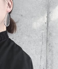 OYSTER EARRINGS / ピアス・イヤリング