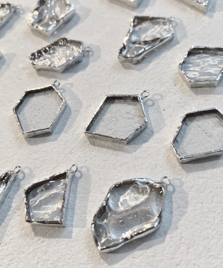 FRAGMENT ASYMMETRY EARRING / ピアス・イヤリング