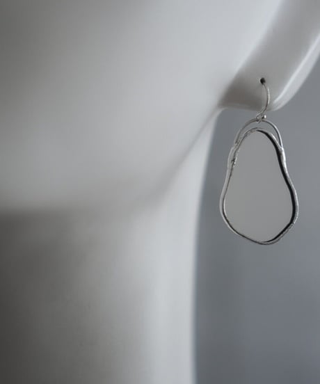 MIRROR GLASS BEAN SHAPE EARRING / ピアス・イヤリング