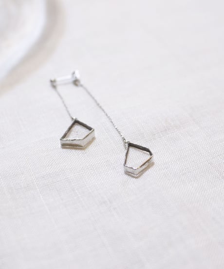 W HANGING EARRING / ピアス・イヤリング