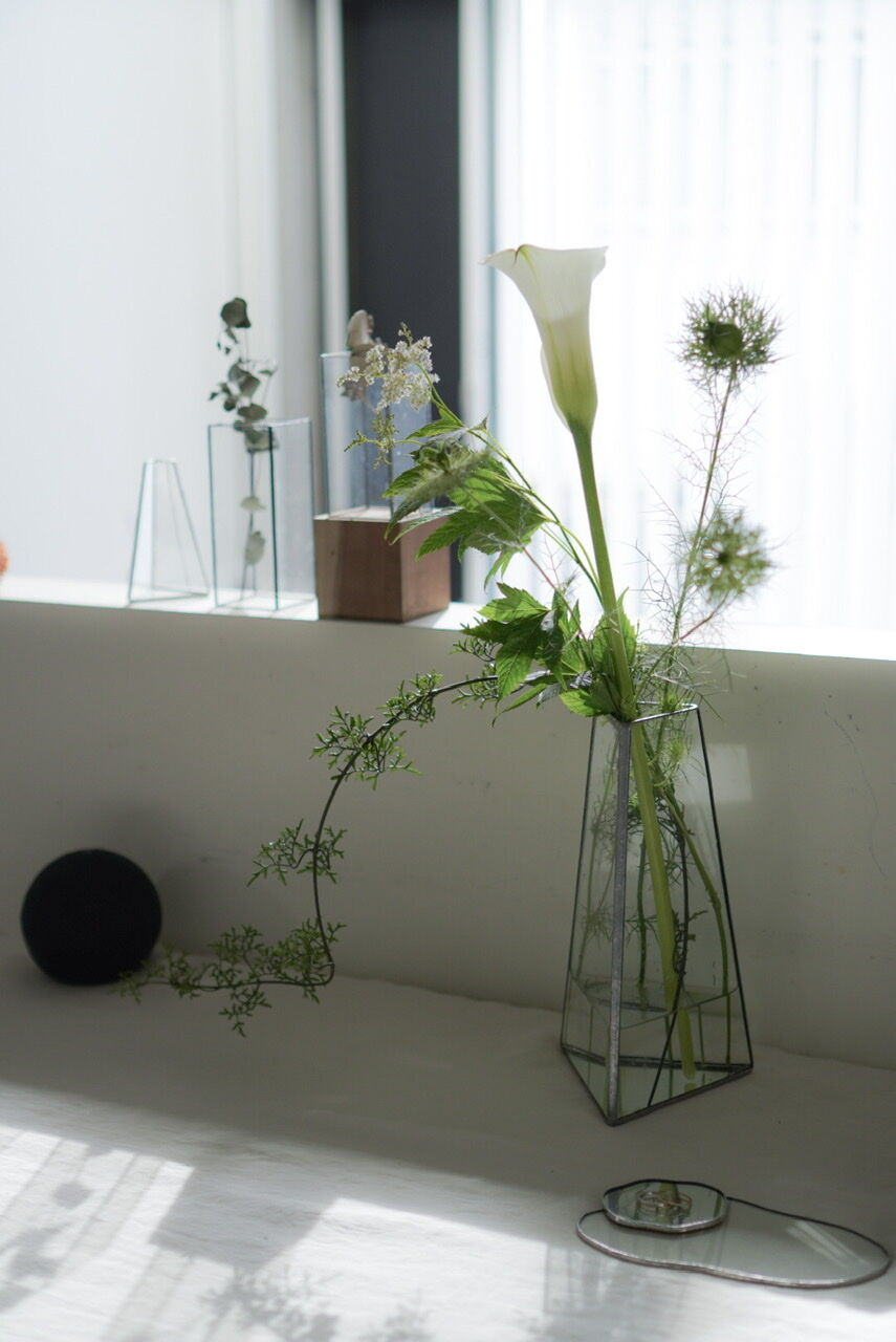 FLOWER VASE 三角立体 -M- / H23cm | doro ONLINE STORE FLOWER VASE 三角立体 -M- / H23cm | doro ONLINE STORE