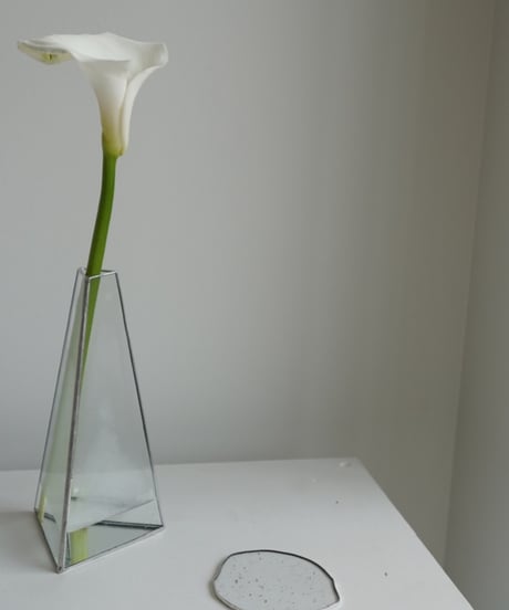 HAKU GLASS FLOWER VASE / H20cm