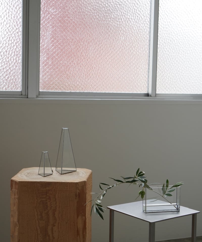 FLOWER VASE / W15.2cm / ガラス器・長方薄型 | doro ONLINE