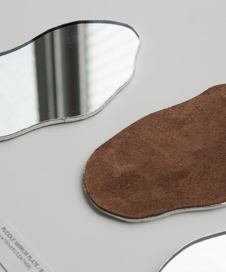 PUDDLE MIRROR PLATE / W158×H90 / LEATHER