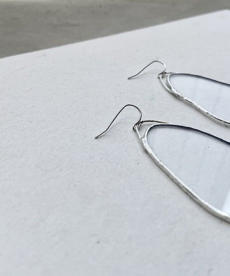 OYSTER SHAPE EARRING / ピアス・イヤリング