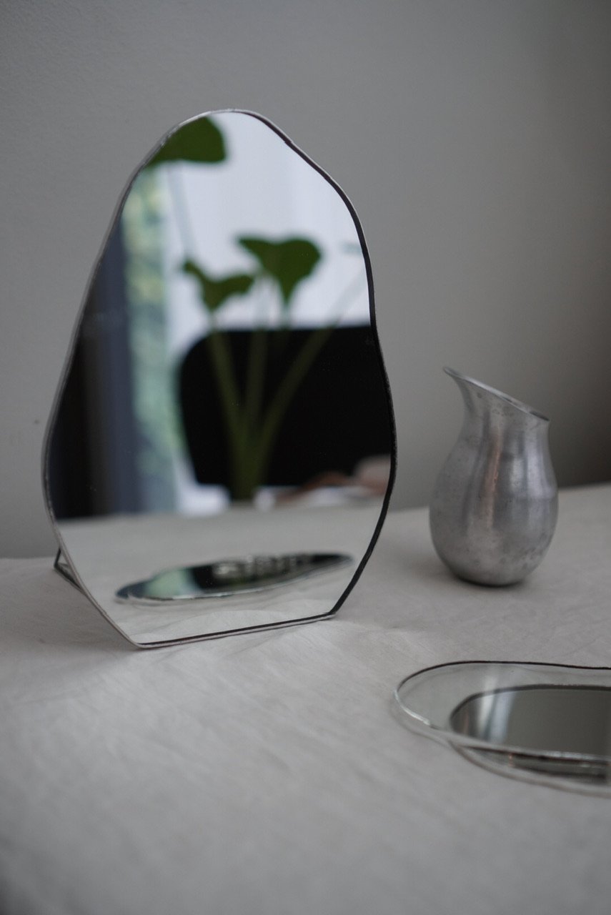 WAVE TABLE MIRROR / W155×H195 | doro ONLINE STORE