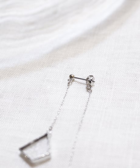W HANGING EARRING / ピアス・イヤリング