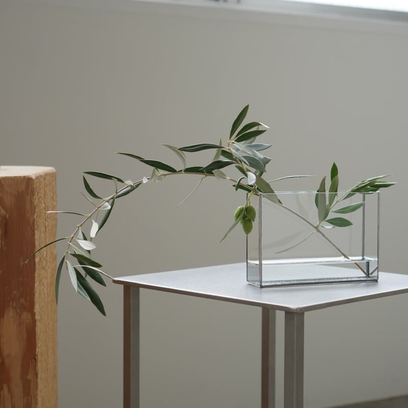 FROWER VASE / W15.2cm / ガラス器・長方薄型 | doro ONLINE FROWER VASE / W15.2cm / ガラス器・長方薄型 | doro ONLINE