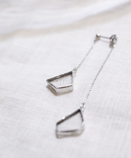 W HANGING EARRING / ピアス・イヤリング