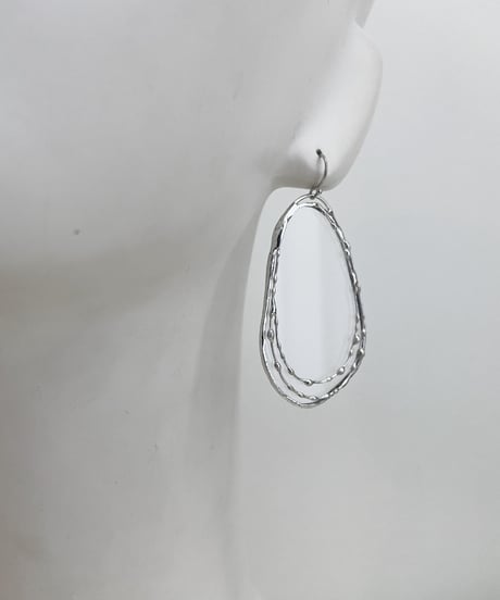 OYSTER EARRINGS / ピアス・イヤリング