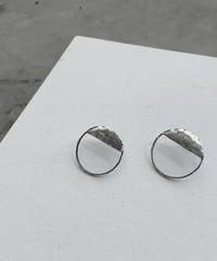 HAKU GLASS CIRCLE PIERCE