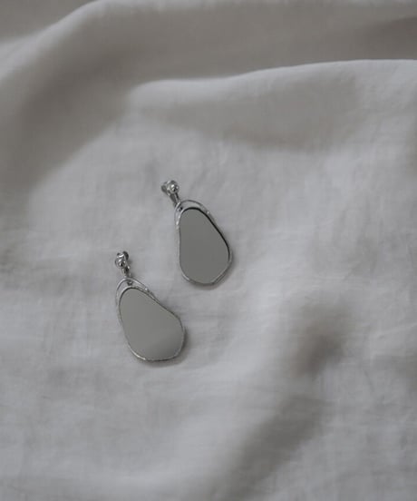 MIRROR GLASS BEAN SHAPE EARRING / ピアス・イヤリング