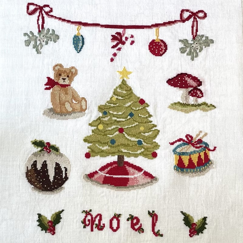 クロスステッチ図案 ダウンロード版 Christmas Ornament 🎄 | Polka