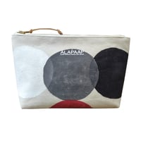 pouch /  big dots