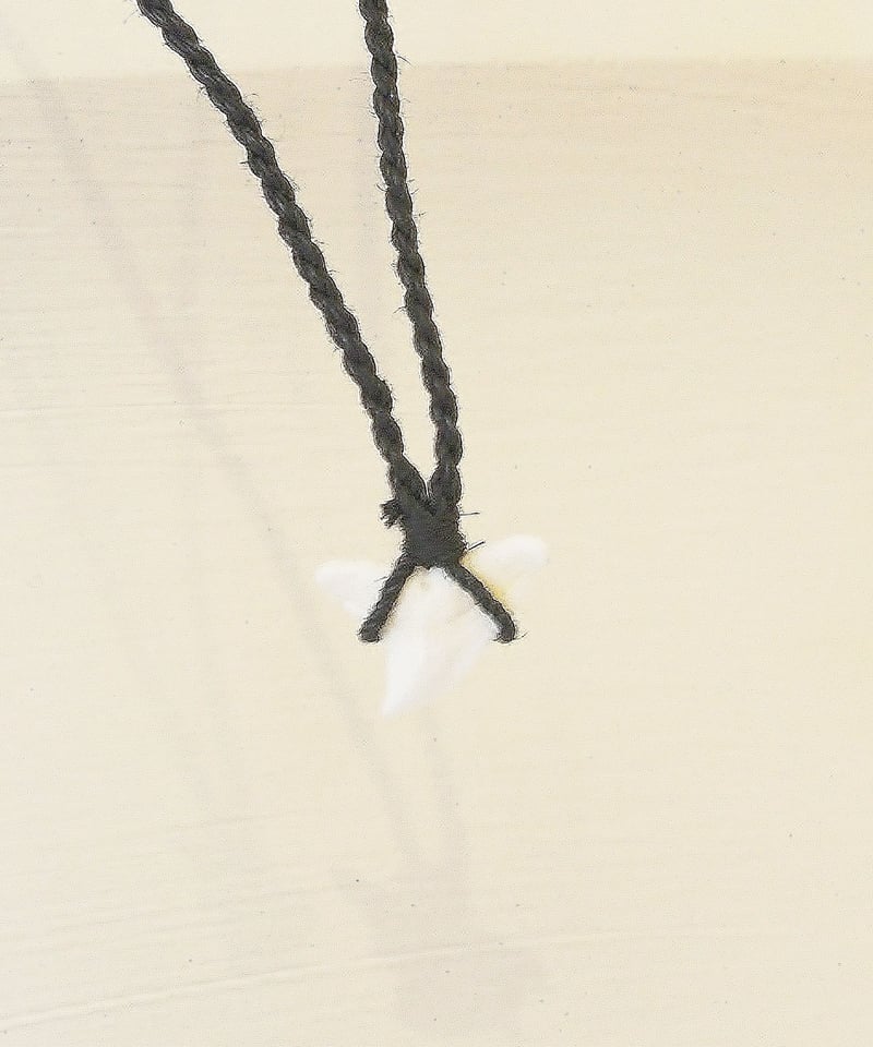 057-35338 トゥースシャークネックレス | CROCE・VIGOR