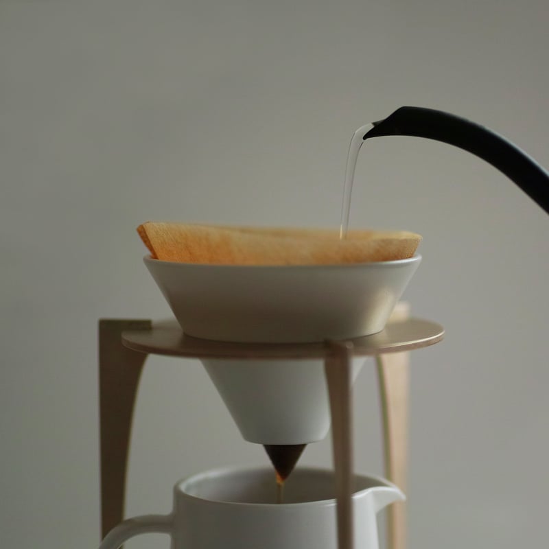 千葉工作所 Coffee Dripper & Stand Set Ceramic Coffee Dripper & Stand Set Ceramic | 有限会社千葉工作所