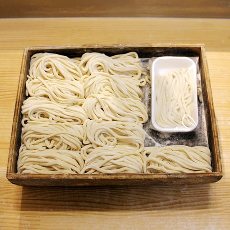 名古屋伝統の味噌煮込みうどん＜6食セット＞