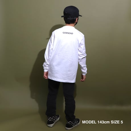 AWESOME  DAYS  L/S   TEE  WHITE